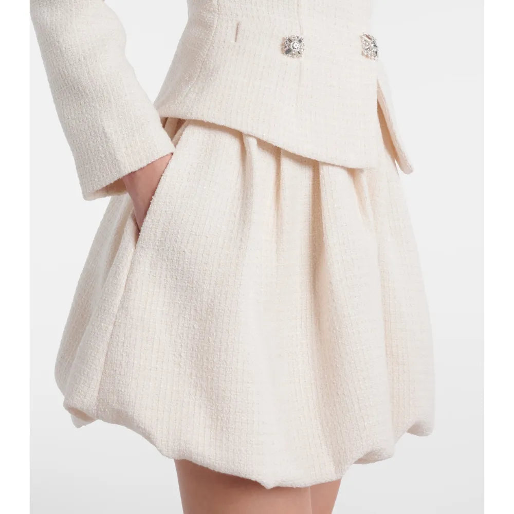 Tweed-Minikleid im Blazer-Stil mit Schalkragen, Kristallknöpfen und Bubblerock Cremefarben Polyester