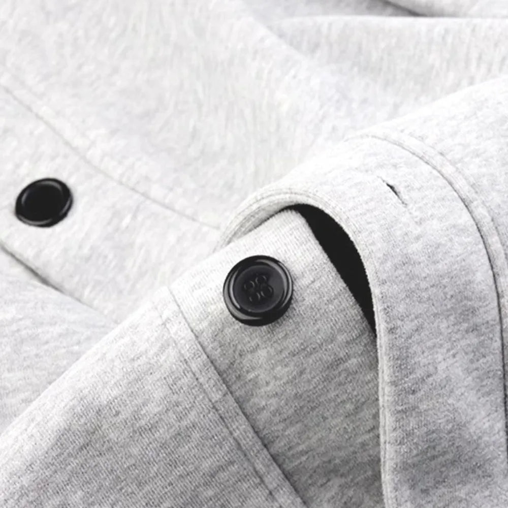 Amee Studio Unisex Cardigan – Oversize aus Sweatstoff mit V-Ausschnitt und Knopfleiste Hellgrau